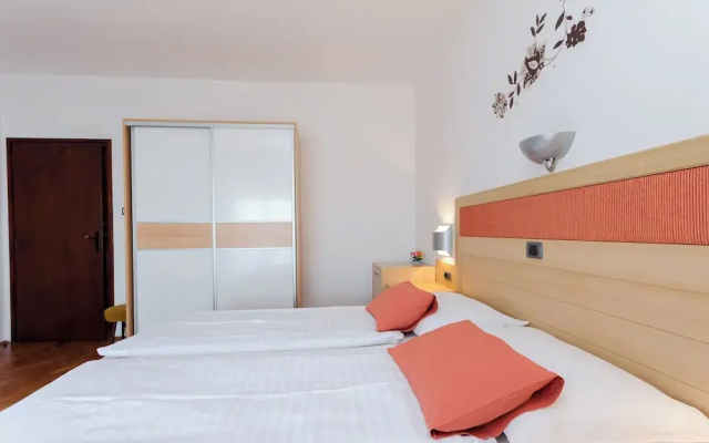 Apartments Mirjana B