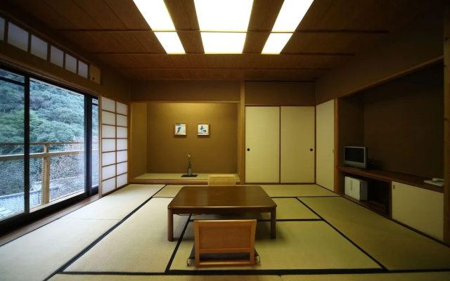 Ureshino Onsen Taishouya Shiibasanso