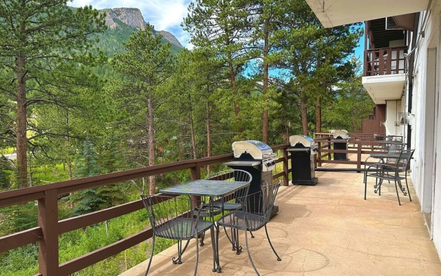 Fawn Valley Inn: 102 Condo