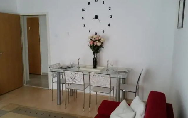 Apartment Ema