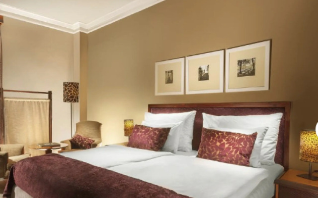 Jalta Boutique Hotel