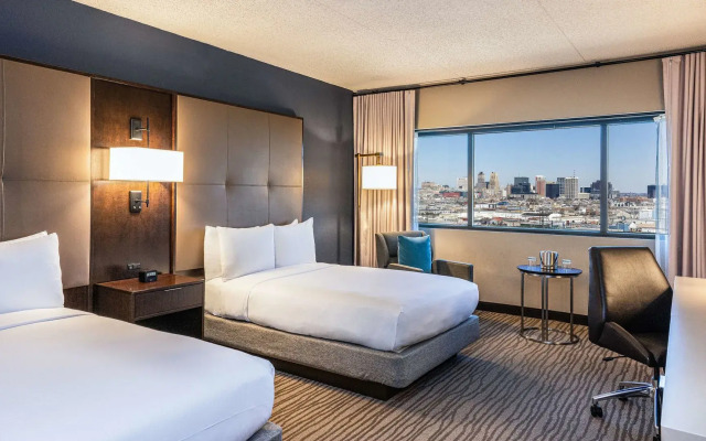 DoubleTree by Hilton Hotel Newark Airport