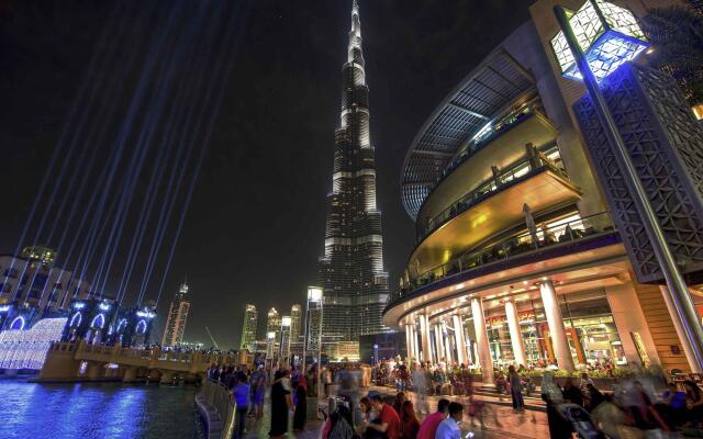 Отель Novotel Suites Mall of the Emirates вид на фасад