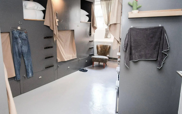 Capsule Hotel Copenhagen - Vesterbro