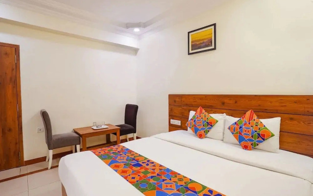 Hotel Savi Inn