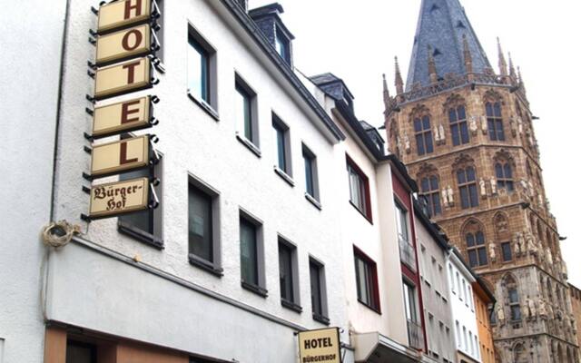 Отель Bürgerhofhotel вид на фасад