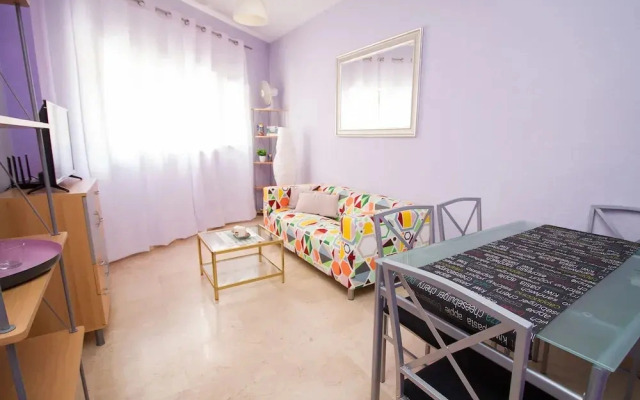 Central Colorful Flat with Parking