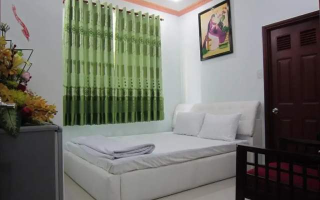 Danh Uy 2 Hotel