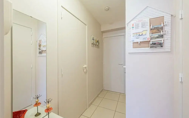 Well-maintained Apartment With sea View