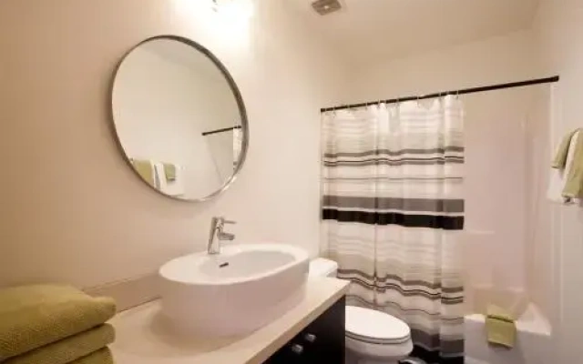 Seven-River View-AC-3BR/2.5BA