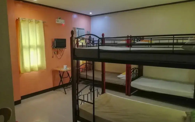 ROEXCIN Tourist Inn