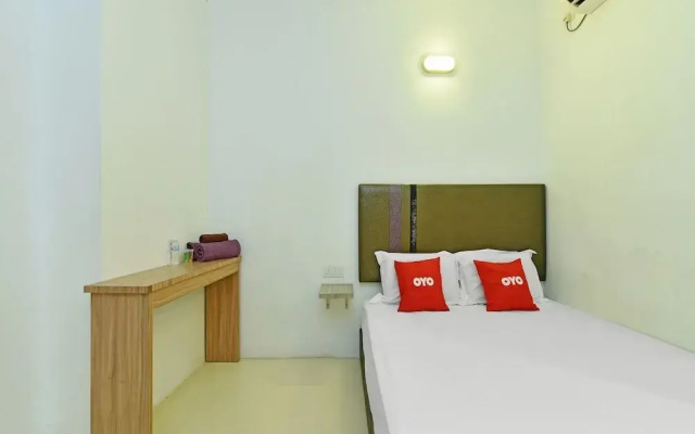 Super OYO Capital O 90556 Hotel Cherita Rooms