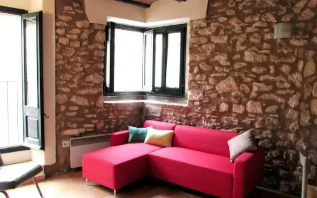 Qlodging Lledoners