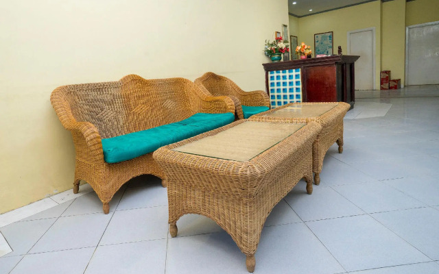 OYO 1989 Hotel Pelangi Harapan