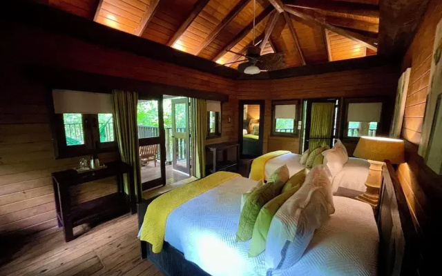 Platon Ecolodge