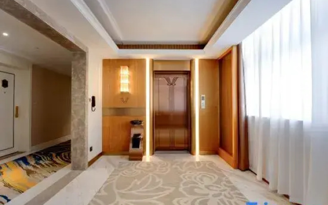 Vienna International Hotel (Jinou Lebao Chuanhua Logistics Port Branch)