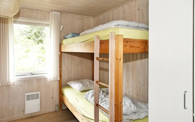 Cosy Holiday Home in Midtjylland With Sea Nearby