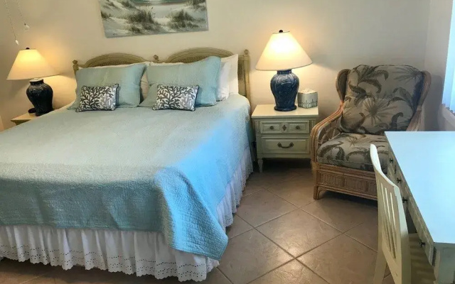 Win-San C-206 - 2 Br Condo