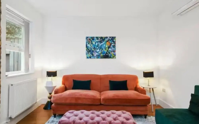 Flat 1 Victoria Grove