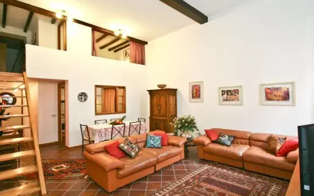 Bovari Apartment
