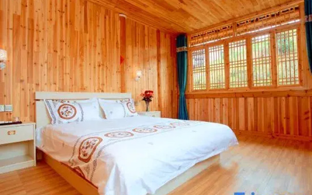 Sanjiang Waterfront Inn