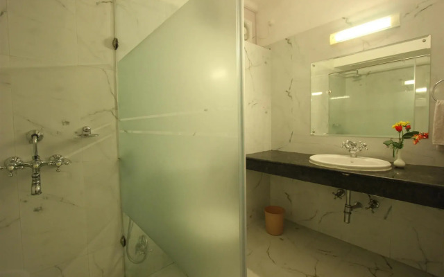 Golden Tulip Manali Hotel