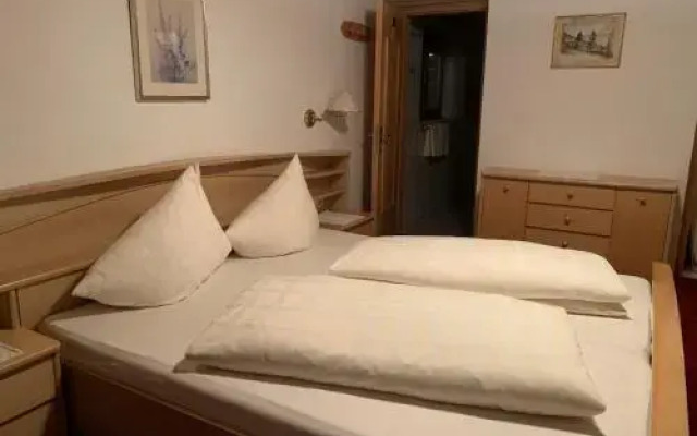 Hotel Gasthof Zum Grünen Baum