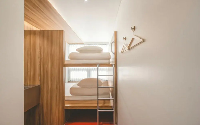 Loft13 Hostel