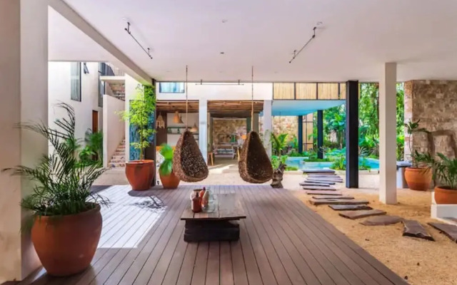 Marquez II Manor Tulum By Sandy Powerful