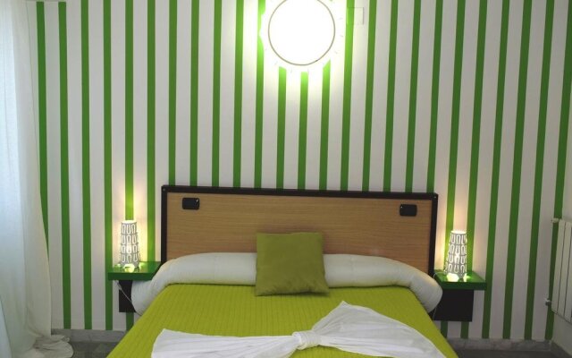 Hotel Quadrifoglio - Quadrifoglio Village Понтеканьяно комната для гостей