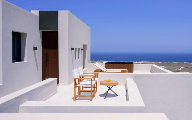 Ryolithos Suites
