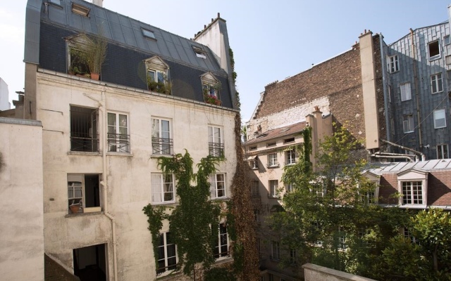 Отель Place des Vosges - Bastille Apartment Франция, Париж - отзывы, цены и фото номеров - забронировать отель Place des Vosges - Bastille Apartment онлайн вид на фасад