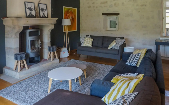 Superb Holiday Home in Saint-Beauzile with Private Pool