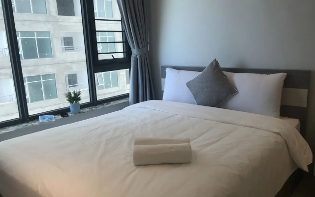 Handy Beachfront Apartment