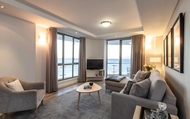 Hibernian Towers 807, Beach Road, Strand