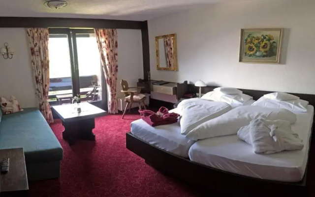 Hotel Montjola Nova