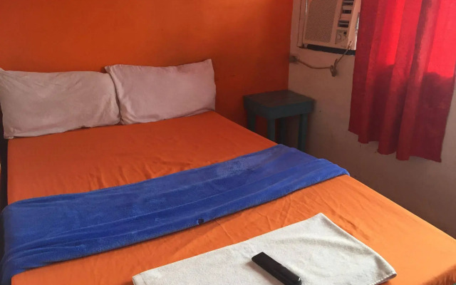 Dormitels Bacolod - Hostel