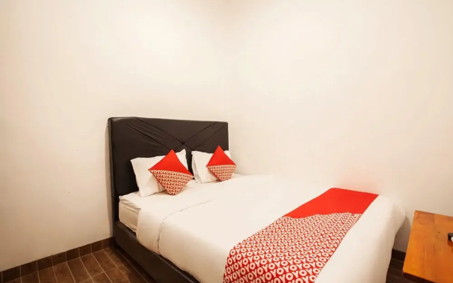 Sutomo Inn by OYO Rooms