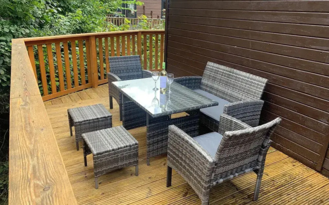 Teviot Lodge - Sleeps 6 - Pets - River Views