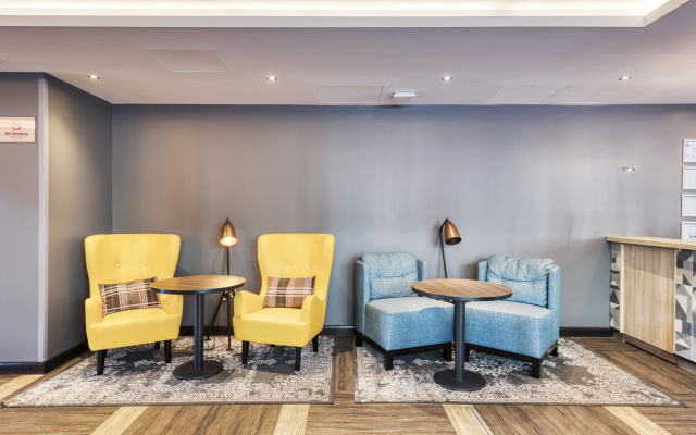 Premier Inn Banbury Town Centre - Castle Quay