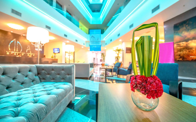 Wyndham Manta Sail Plaza Hotel & Convention Center