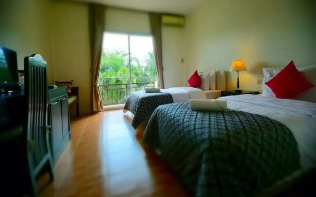 Home and Hill Resort