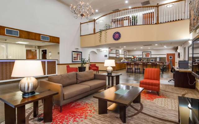 Best Western Dayton Inn & Suites