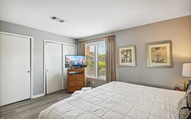 Sandpiper Cove 4117 2 Bedroom Condo by RedAwning