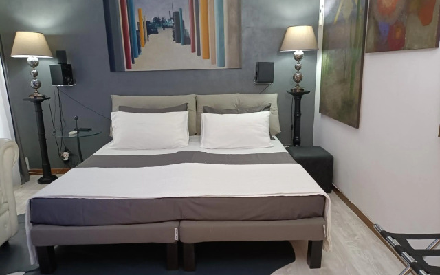 Spanish Steps bedroom