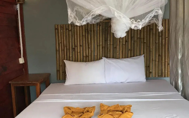 Pura Vita Resort