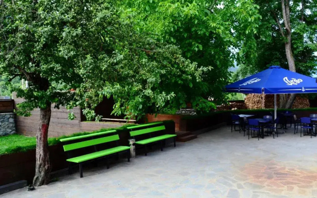 Daeli Hotel