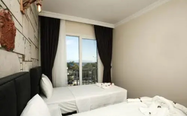 Lebedos Apart Hotel