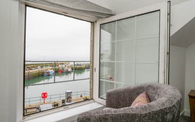 Maimies Harbourview