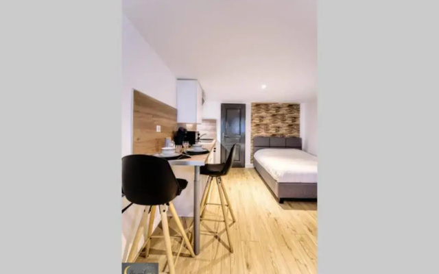 Mignon Studio au coeur de Metz (unenuitametz)